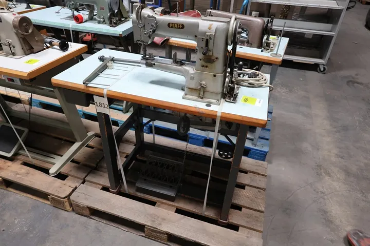Pfaff Industrienähmaschine ohne Palette